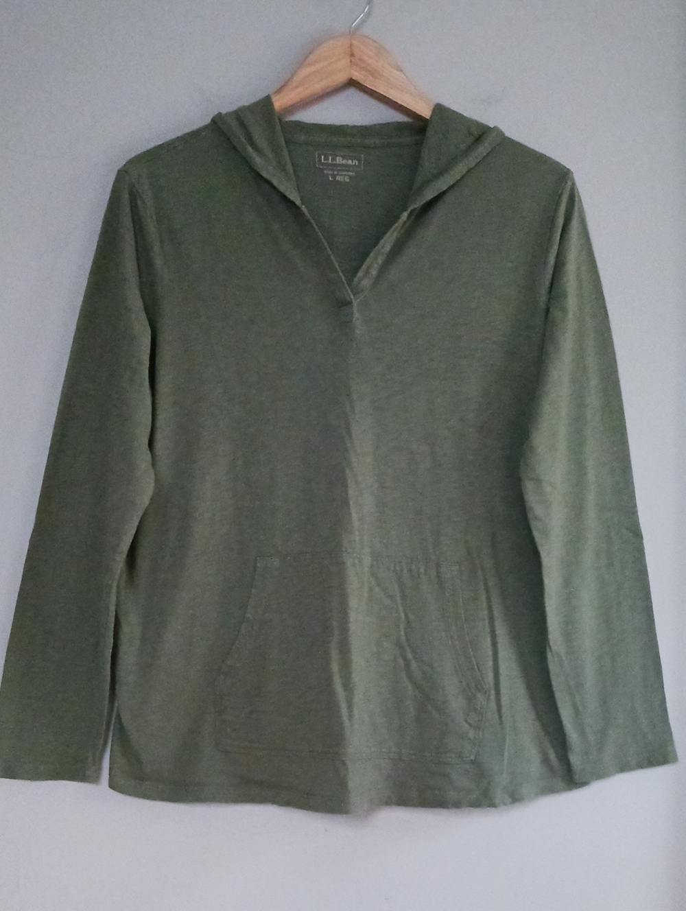 L.L. Bean Green Hoodie Pullover Size L